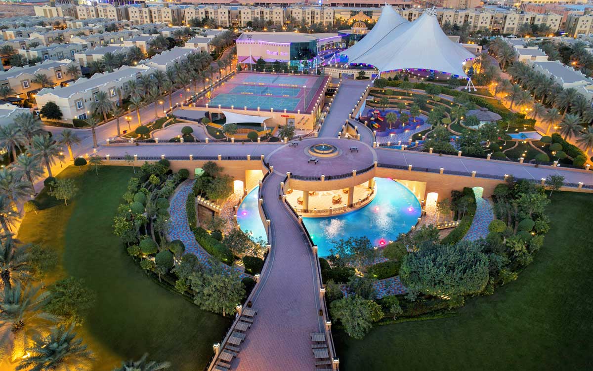 Expat in Riyadh A Comprehensive Guide to Living Comfortably in Saudi Arabia