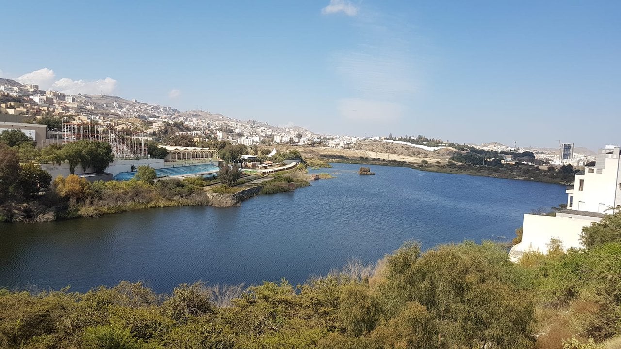 Abha Dam & Lake View