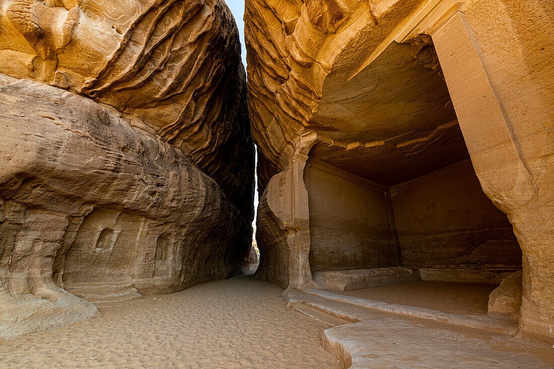 Hegra Madain Saleh 