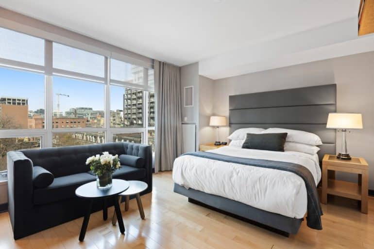 Hotels vs Daily Rental Apartments 