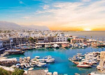 العقارات في قبرص