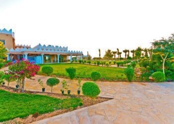 منتجعات عنيزة