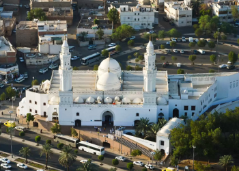 مسجد القبلتين وأهم 6 معلومات خاصة به