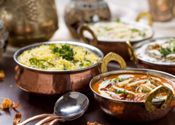 افضل 7 مطاعم هندية في جدة (المنيو والموقع وأوقات الدوام)