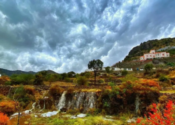 تنومة عسير دليل الطبيعة الساحرة والمعالم السياحية الخلابة