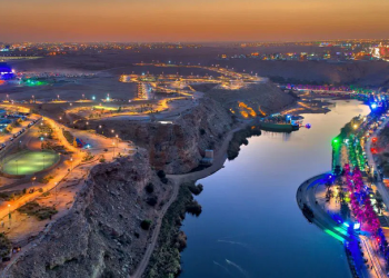 بحيرات الرياض: قائمة بأجمل 5 تستحق زيارتك