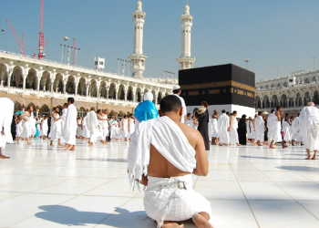 دليل شامل حول رحلات العمرة الجديدة 2025: الخطوات والمناسك وأفضل أماكن الإقامة