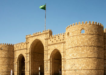 باب جدة القديم: بوابة إلى عراقة حارات المدينة التاريخية