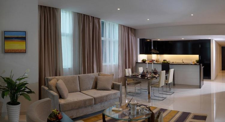 لماذا تعتبر الشقق المفروشة الخيار الأمثل للمسافرين؟ 1 الشقق المفروشة